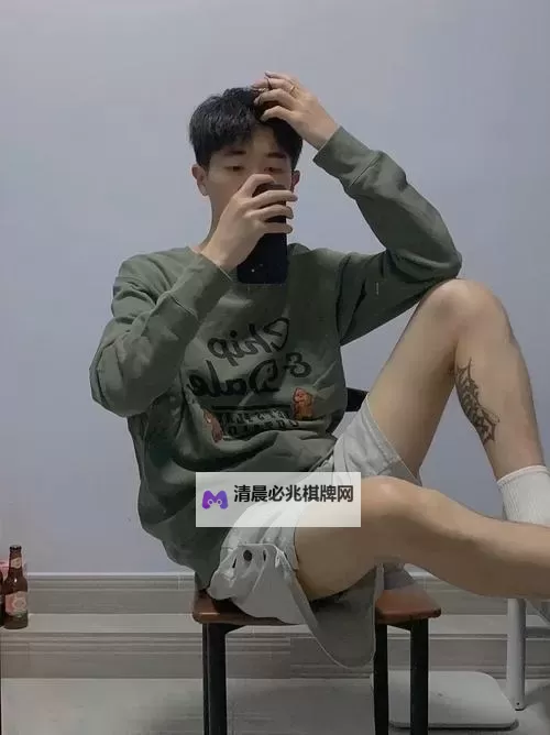 中国太子无套体育生展现真我风采图1
