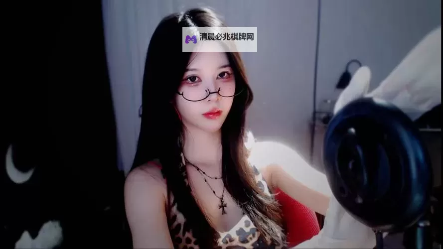 精彩纷呈：美女直播带你畅享视觉盛宴图1