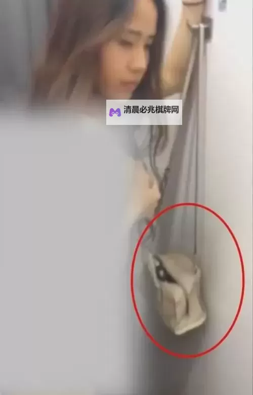 优衣库不雅事件引发热议:公众关注与品牌形象的反思图1