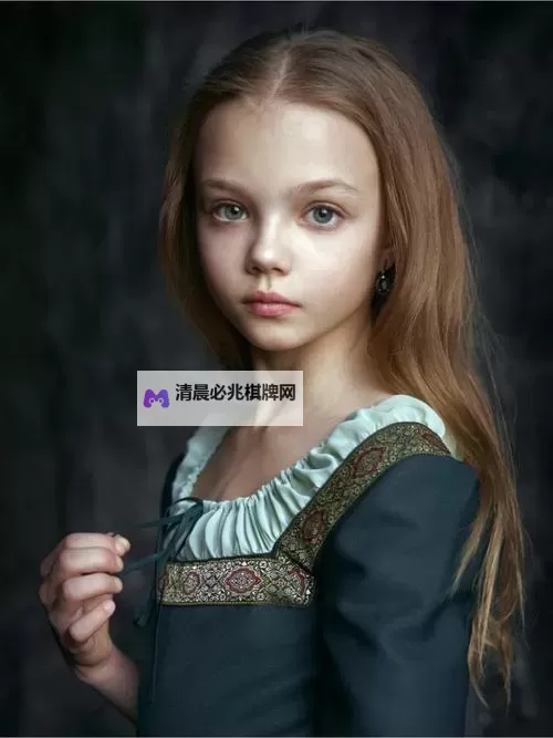 欧美少女精品久久欧美:绽放青春魅力的时尚风采图1