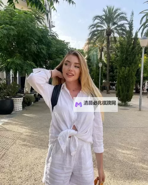 最潮自拍风潮:领略欧美日韩的时尚魅力图1