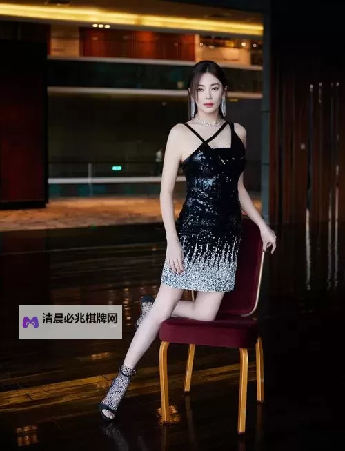 张雨琦人文艺术欣赏PPT:深度解析与艺术美学展现图1