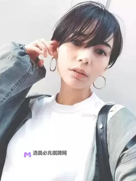 柚木提娜图片欣赏:优雅魅力尽显自然之美图1