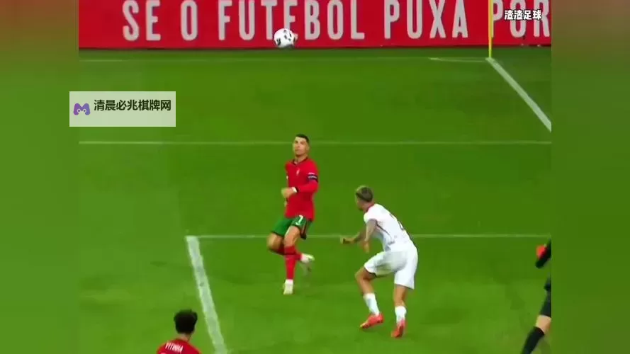 《FIFA17》第五周精彩进球 C罗禁区弧倒钩破门图1