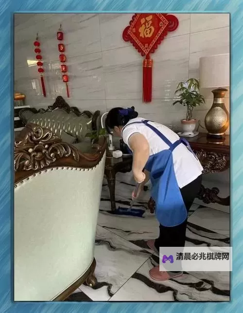 资深保姆成就揭秘:用心守护温暖家庭的幕后英雄图1