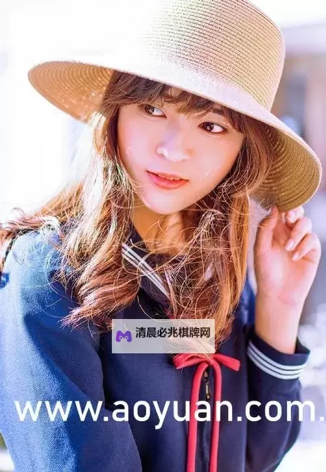 玉女包玉婷:青春靓丽的校园偶像图1
