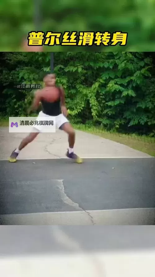 《NBA2K16》变向与后转身过人操作技巧 NBA2K16怎么过人图1