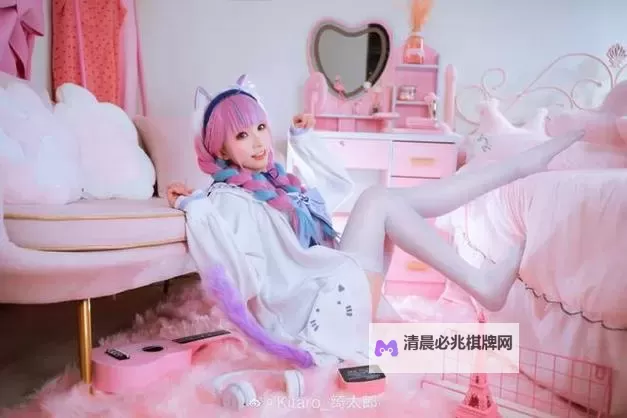 萌白萌白酱喷水_萌趣十足的可爱瞬间体验图1