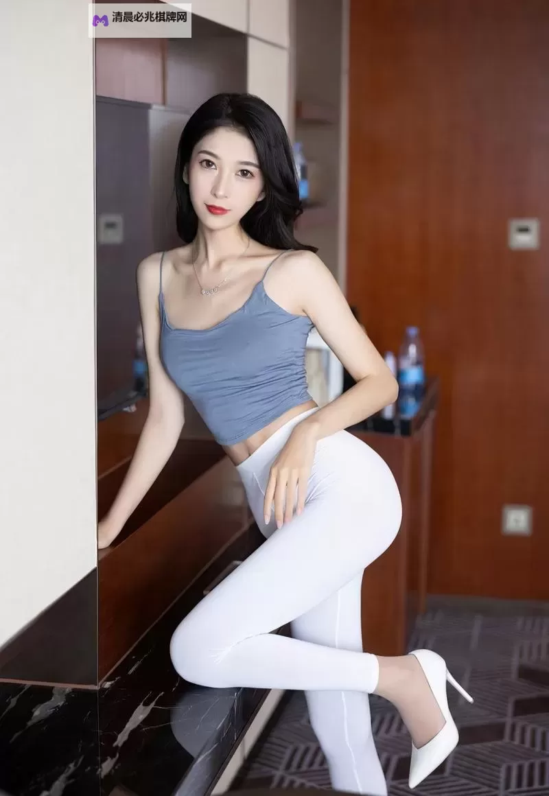 探索亚洲国模人体之美：艺术与审美的完美结合图1