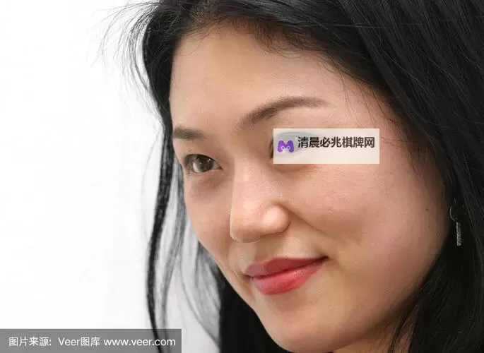 亚洲人www:屏幕与心跳之间的城市笔记图1